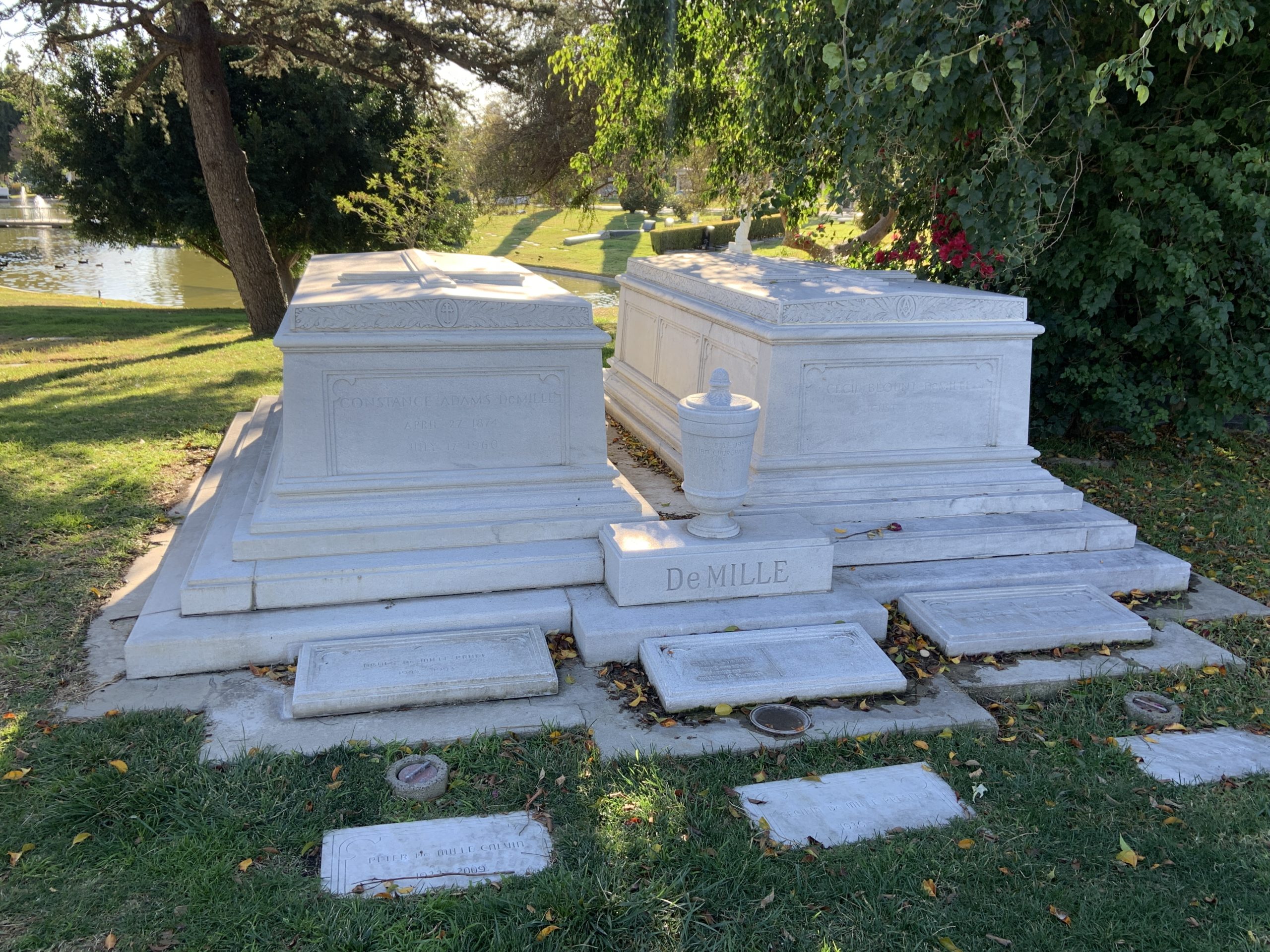 Cecil B DeMille Grave